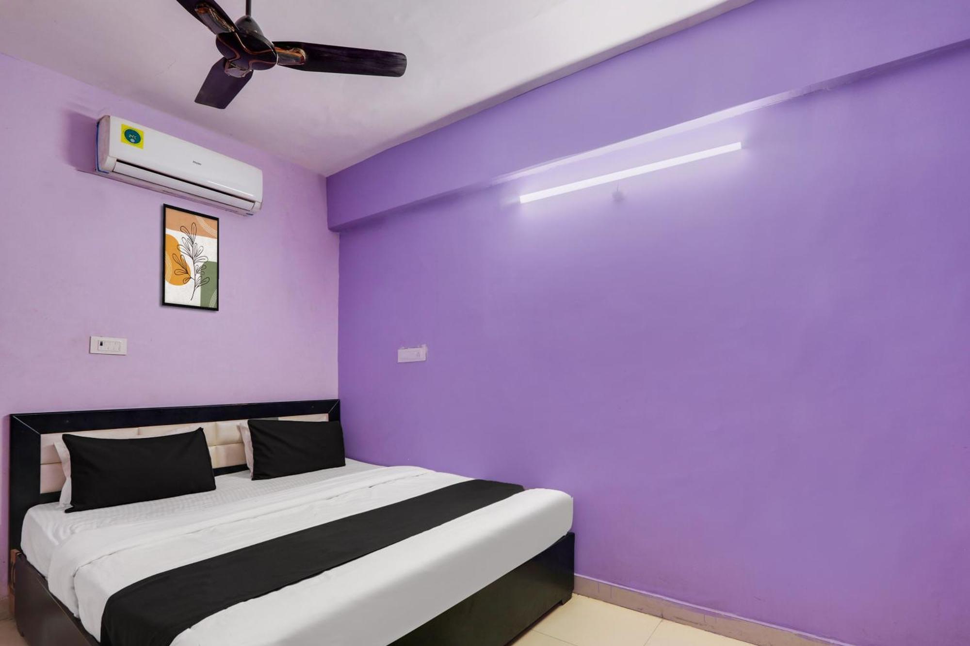 Hotel O Grand Hotel And Lodge Sangareddy Esterno foto
