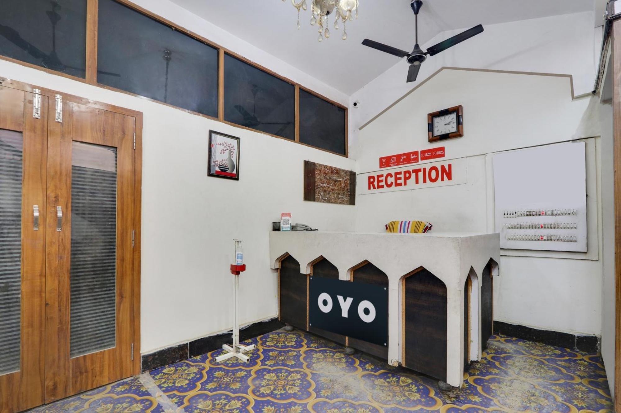 Hotel O Grand Hotel And Lodge Sangareddy Esterno foto